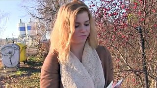 Czech amateur blonde fucks in public bushies