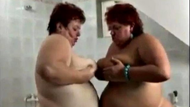 Two Fat Lesbians in a tub: Big Tits, Big Ass & Milf Porn