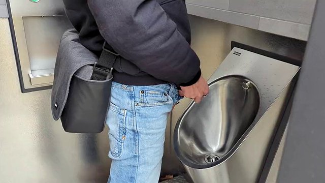 Pissing on the street - pissing compilation
