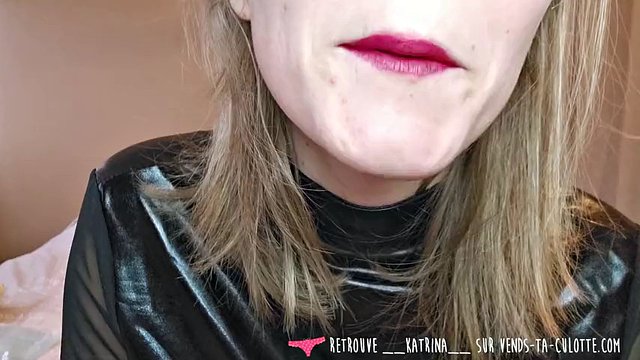 Vends-ta-culotte - Hard JOI for a submissive man by a bossy dominatrix
