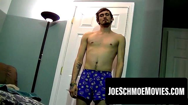 Black dude sucks gay amateurs dick in fierce jerkoff ft. Chez: Porn