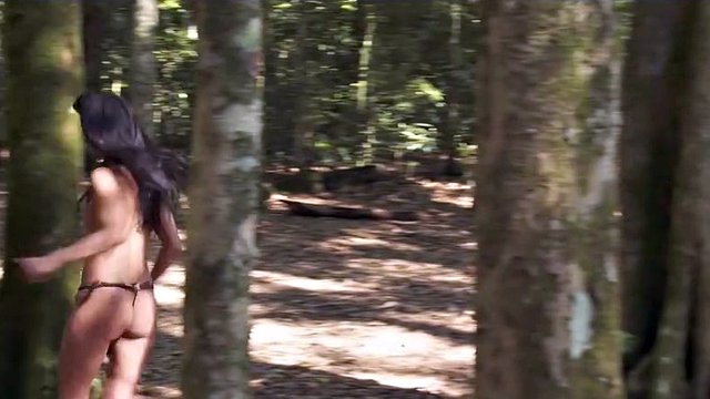 Very hot nude scene in a funny comedies
