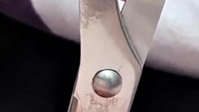 Extreme sound (don't watch unless it is)