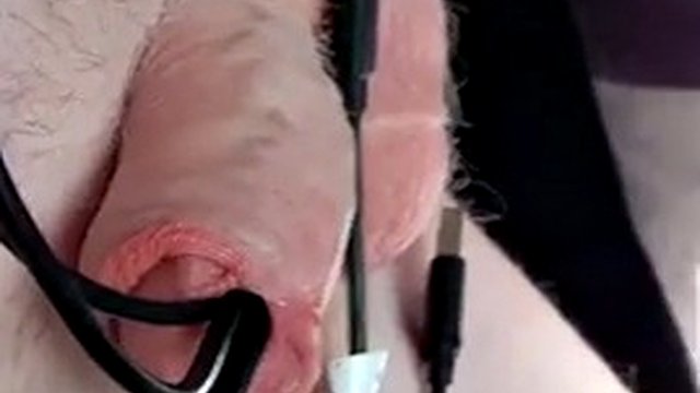 Extreme sound (don't watch unless it is)