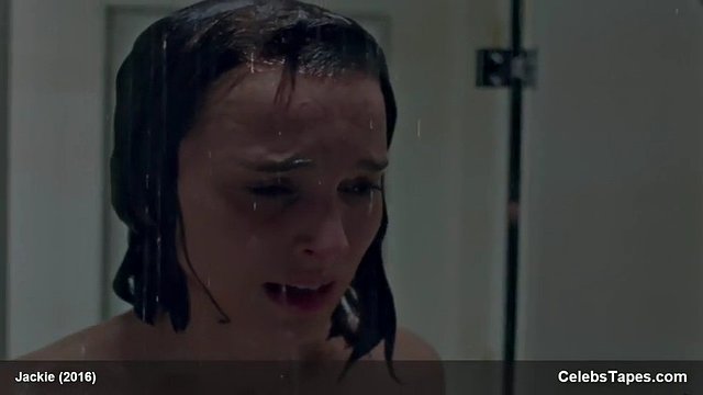 Natalie Portman exposed in her underwear