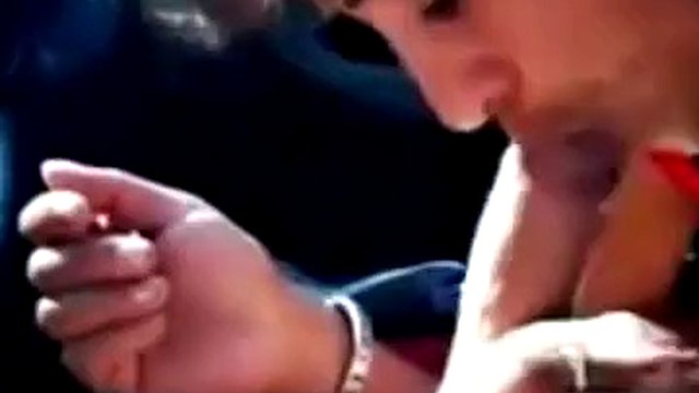 Hooker Sucking Cock in the car italy