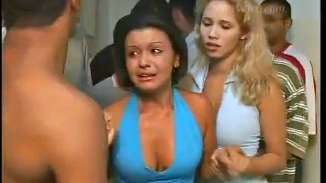 Vamos, llora puta, abre la puta boca