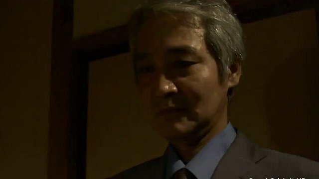 Whipping and flogging the sexy Japanese submissive