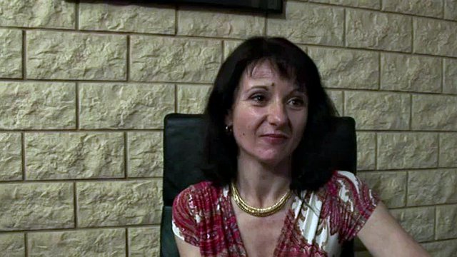 Monica G. gorąca, chuda dojrzała sekretarka