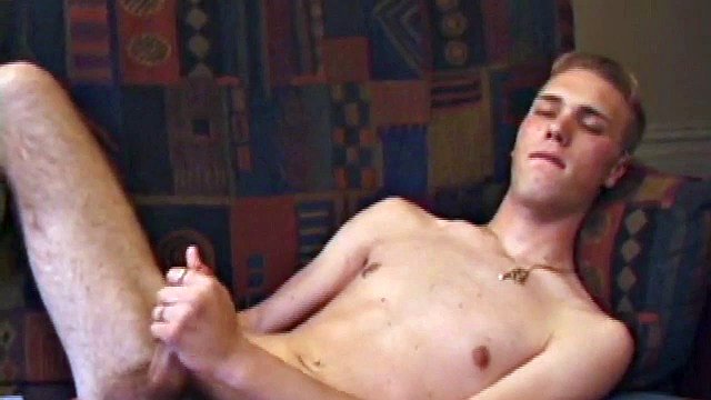 It's raining outside and Tye has nothing better to do than pound. He's got a long fat cock that looks perfect when oiled up. Tye enjoys stroking, but he has even more fun when he oils up a vibrating anal sex toy and gets to work. teasing her ass.