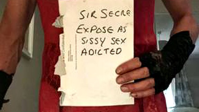 Slut crossdresser, long dildo, good ass, sexy dress