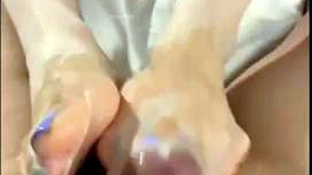 FootJobmin 01