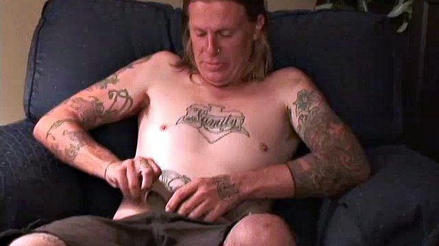 What an interesting and intelligent young man! Raised in Berkeley, California by liberal parents who were educators, he is a free spirit! Corey is 37 years old, 5'11" and 170lbs, and works as a carpenter for a living.