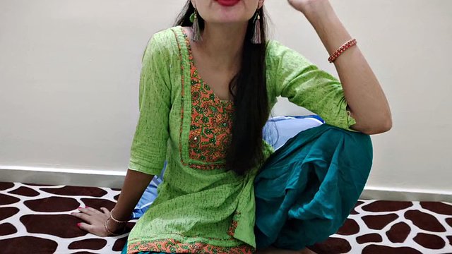 Indian sasumaa ki Chut ko Damad ne Rat Bhar jam kr pela full video with clear hindi audio MODEL- SLIM GIRL saarabhabhi6