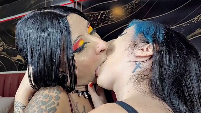 kissing with tongue