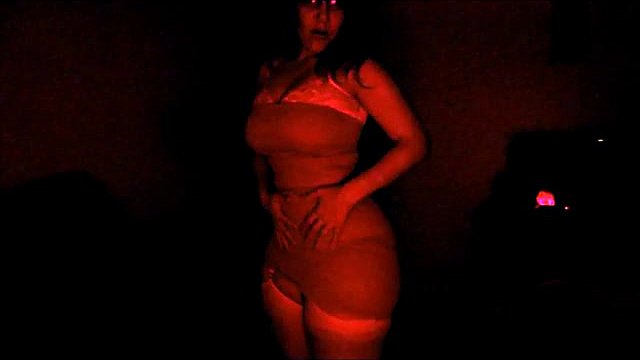 Bbw amateur teasing with her ass round huge