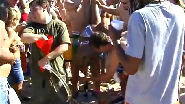 Horny girls taking off their tops on the beach: Big Tits, Amateur & Babe Porn