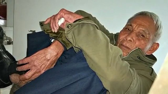 old man on the street