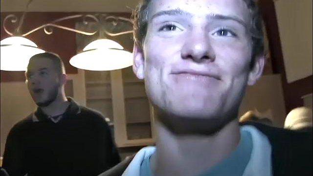 Lesbo College Teen dostane její kundu hranou