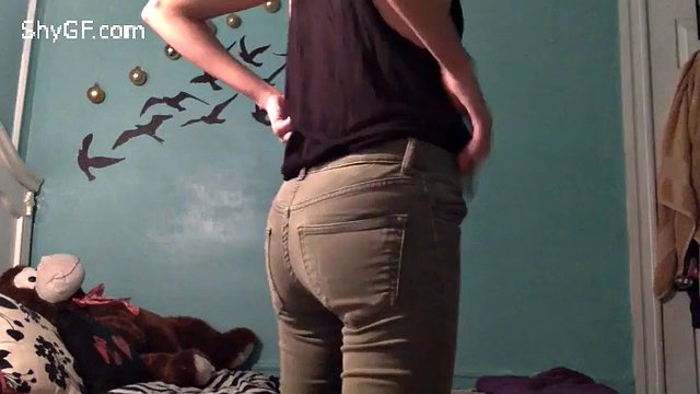 My shy girlfriend shows me her beautiful body