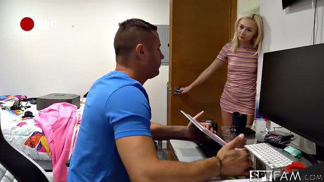 Step sister squirts on step brother's laptop