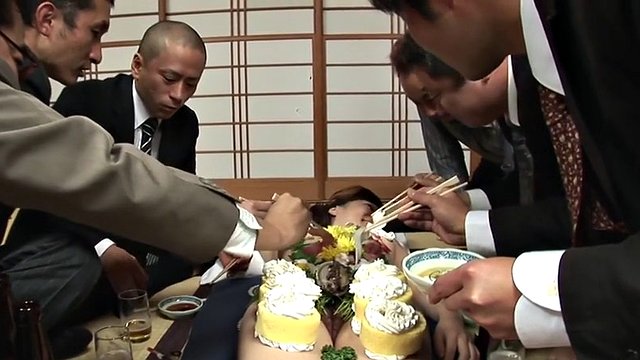 asuka ayanami turns her curvy japanese body into food plate