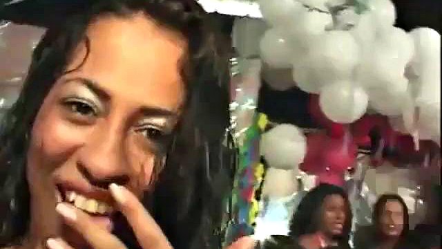 Wife in the whoring Rio de Janeiro Carnival ft. Andreia Lyra: Doggy, Babe & Stripchat Porn