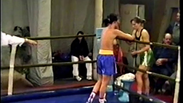 Topless Boxing D001