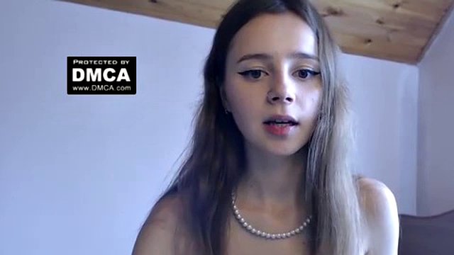 Brunette Solo Webcam Masturbation