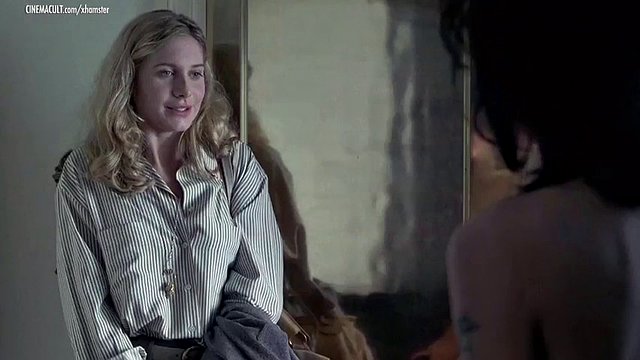 Naked babe Angelina Jolie in a lesbian sex scene