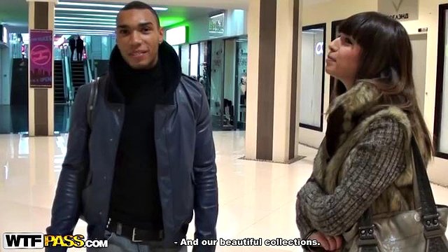 Pickup Porno mit modell aussehender Mädchen