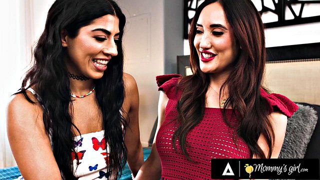 Jasmine Sherni Devours MILF Chloe Amour's Flawless Makeup with Sloppy Deepthroat and
