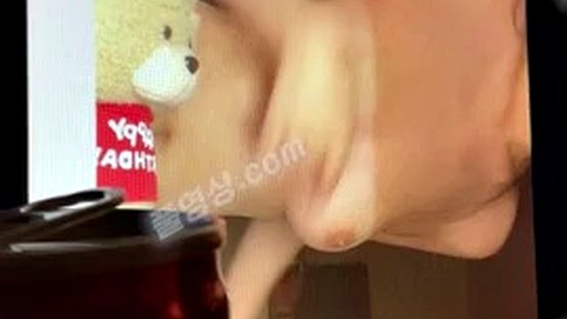 3663 Azar masturbating girl has pretty breasts and even a little touch makes me cum Tele USB74