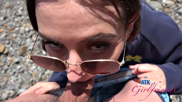 Exploring the beach on this date with Serena Hill, blowjob, and fucking her deep in public