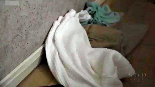 Profesor se muestra cómo follar: mamada, porno asiático y japonés
