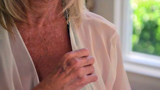 Leah L'Amour gets wet and soapy