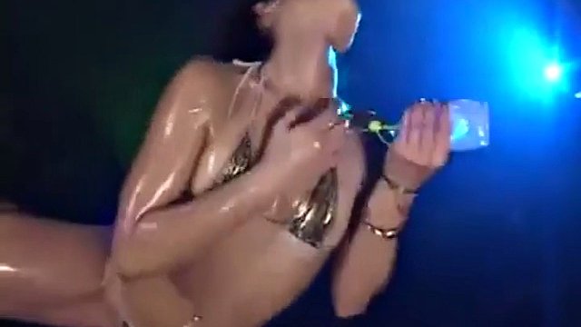Nana Kait Dance
