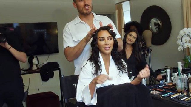 Kardashian Jerk Off Fun