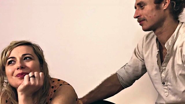 Between the Sheets with Alison Rey: Michael Vegas & Siouxsie Q | Behind the Scenes | Adult Time