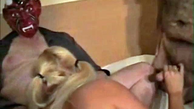 Nicole maid: Blowjob, Doggy & Cowgirl Porn