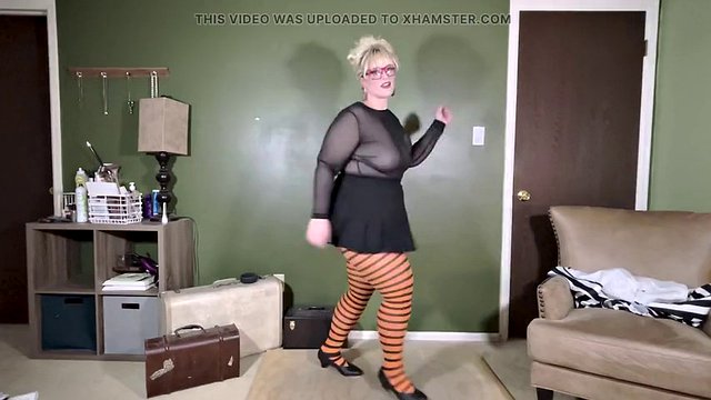 Stripping BBW dirty talking slut shakes her fat body and bounces around cum on her command
