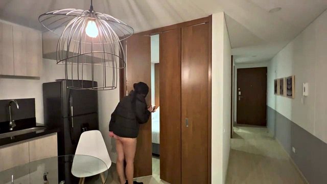 ScarrandCha Fingers ScarlettandC's Pussy for Boyfriend's Small Size