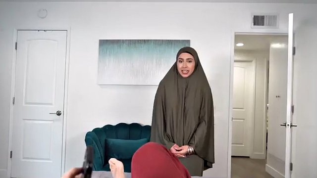 Arab hijab stepmom Lilly Hall deepthroats and fucks her stepson