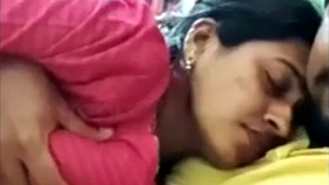 Indian married hot nude sex with lover