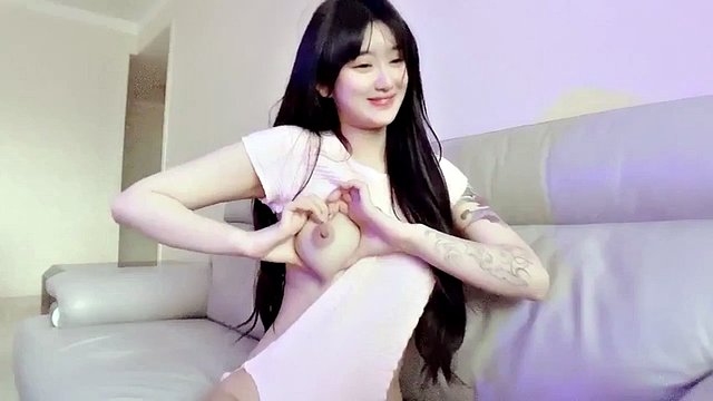 My-sweet-NANATRAN95-super-cute-livechat-1