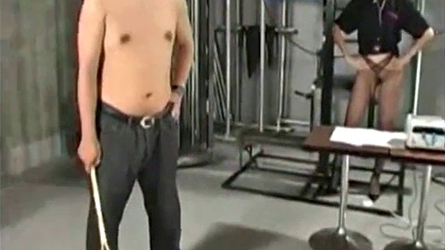 Japanese Spanking Contest