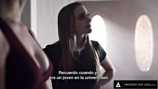 L'adolescente Anny Aurora offre une pipe sensuelle et une branlette au beau-père de sa meilleure amie dans Taboo Old