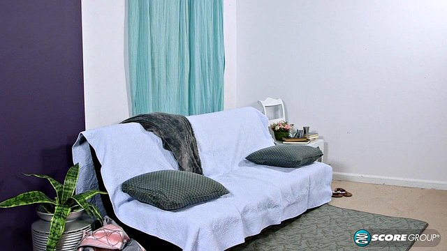Zaya Cassidy's Dripping Pussy in Solo Masturbation