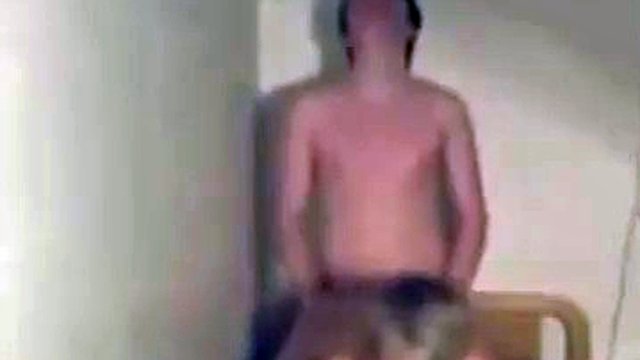 Video casalingo del dormitorio selvaggio