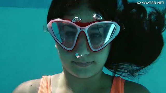 underwater gymnastics with micha
